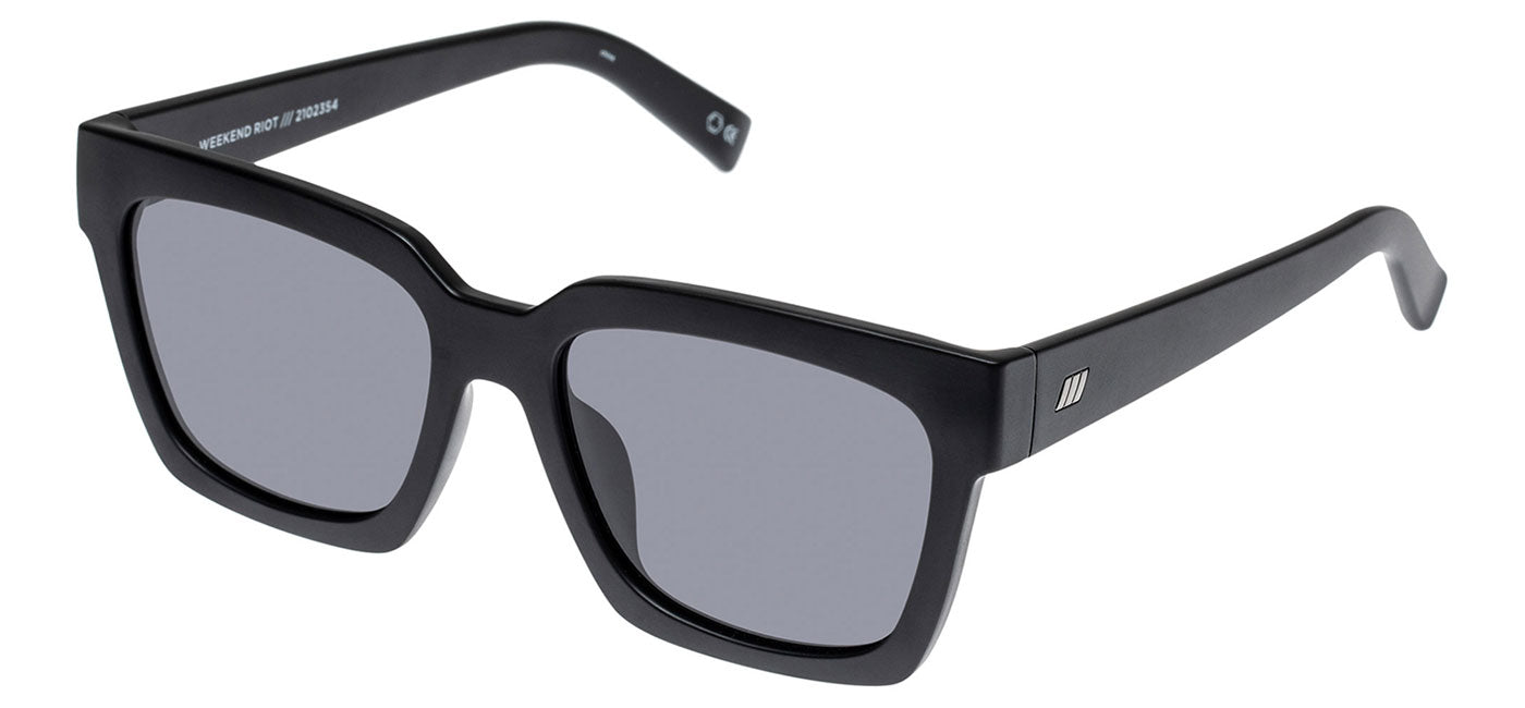Le Specs Weekend Riot Sunglasses - Matte Black / Smoke Polarised