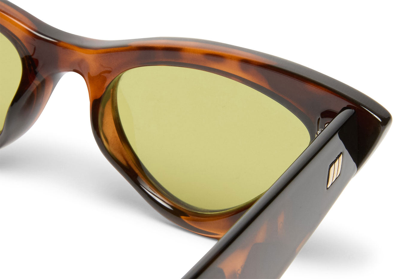 Le Specs Hypnosis Sunglasses - Dark Tort / Olive Mono