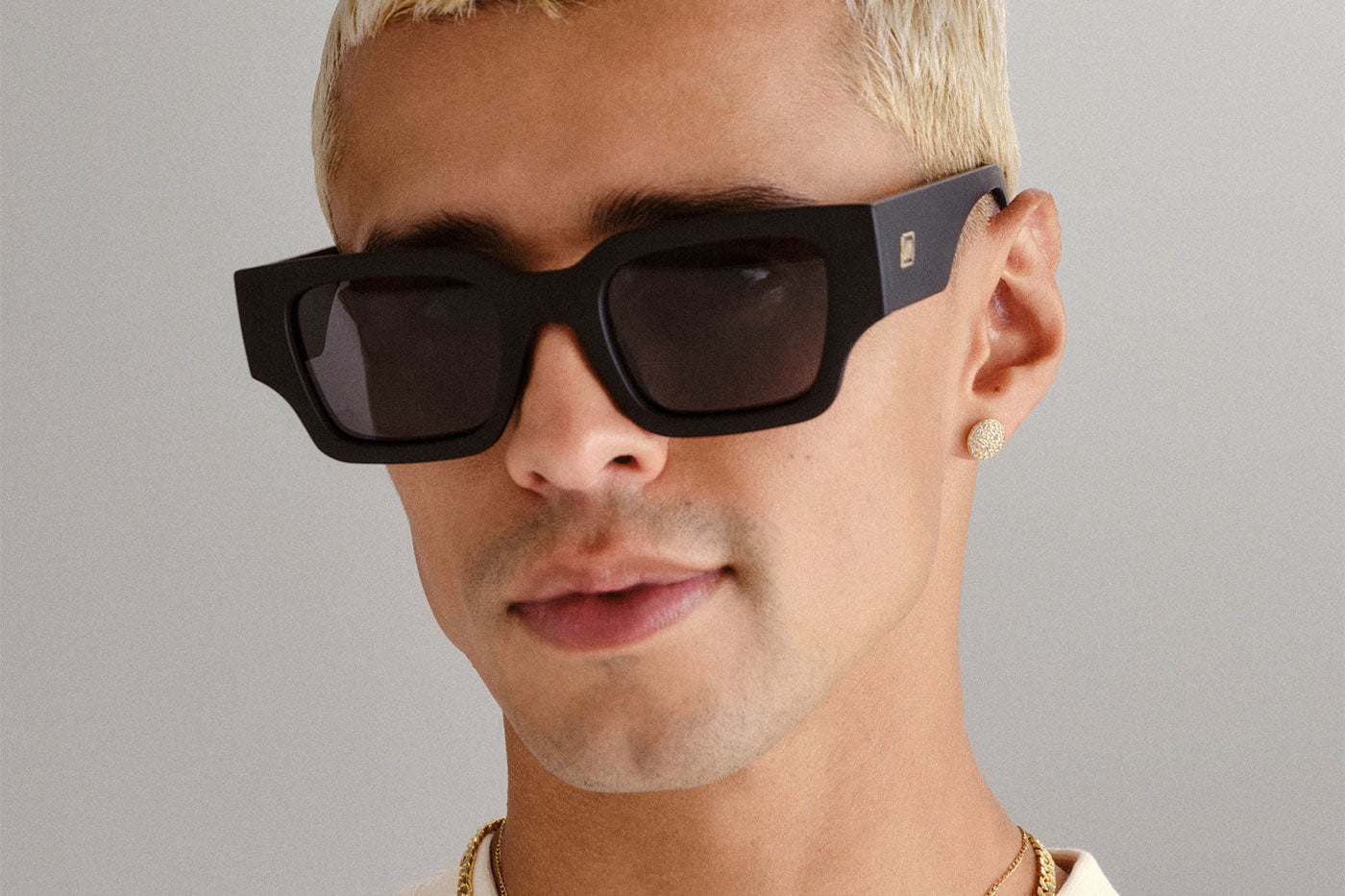 Le Specs Atlantis Sunglasses - Matte Black / Smoke Mono