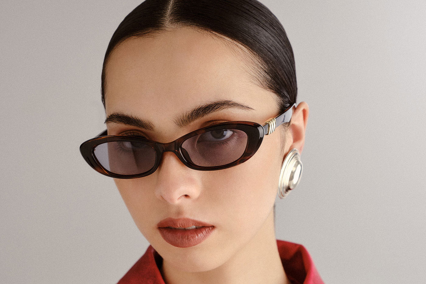 Le Specs The Whisperer Sunglasses - Dark Tort / Smoke Tint