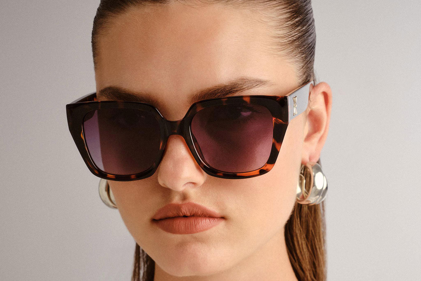 Le Specs The Illusion Sunglasses - Tort / Khaki Grad