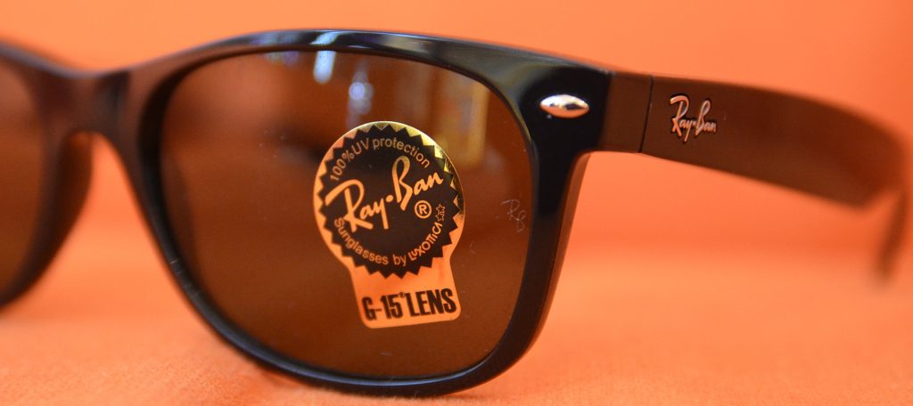 ray ban engraving on lens