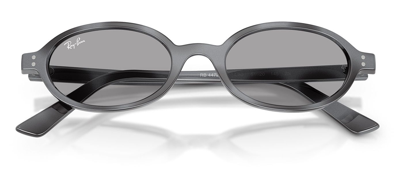 0RB4472__685480__P21__shad__cfr