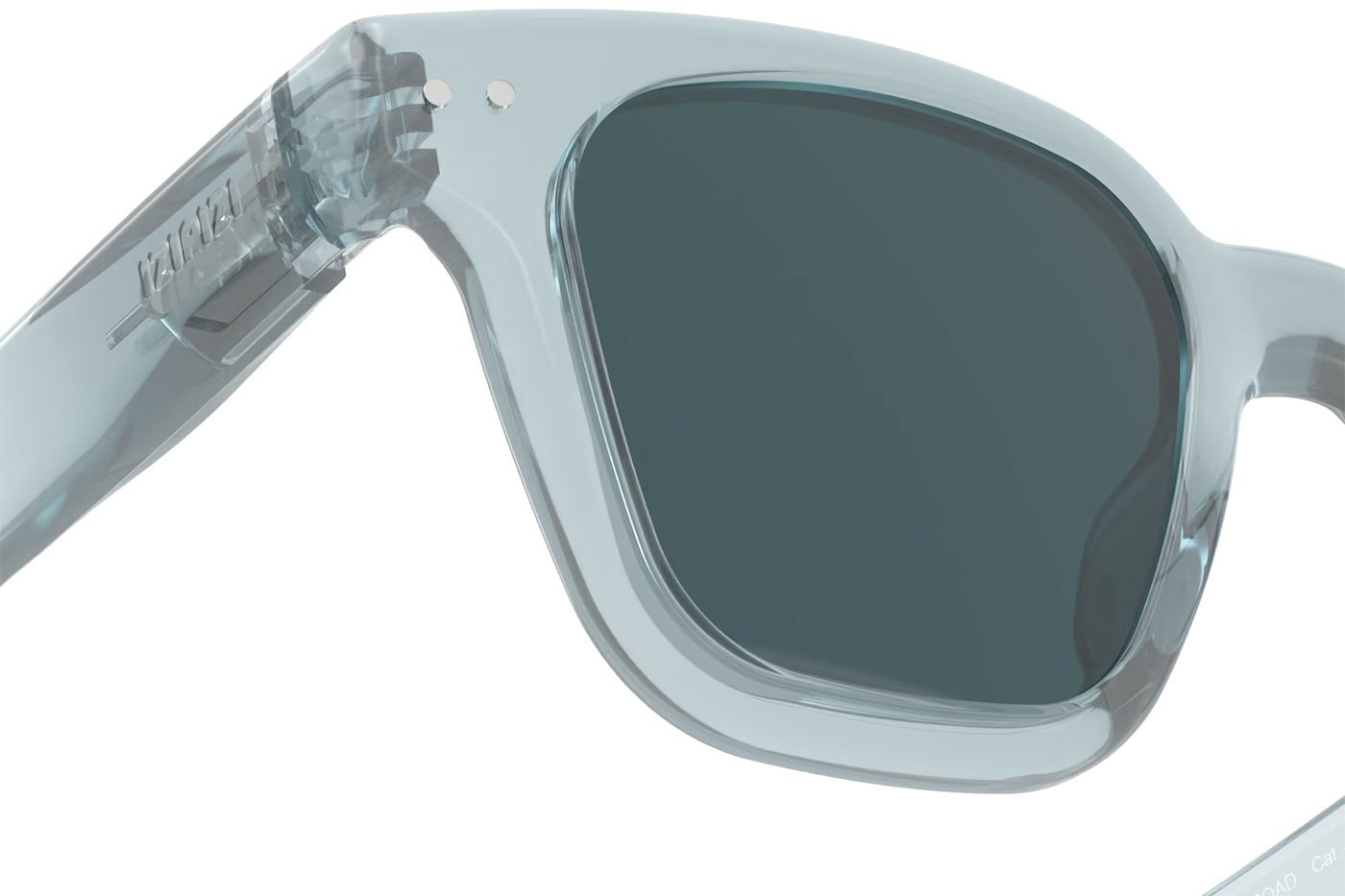 f8_sun4323701x00_3-izi_road_sun_frozen_blue_vue3